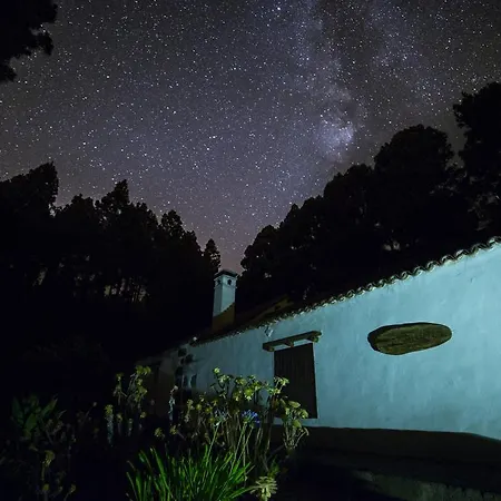 Magallotes Ideal For Hiking, Stargazing And Birding Icod De Los Vinos
