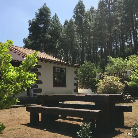 Magallotes Ideal For Hiking, Stargazing And Birding * Icod De Los Vinos